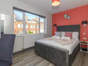 Pass the Keys Lower Wortley 1 - Couples Paradise